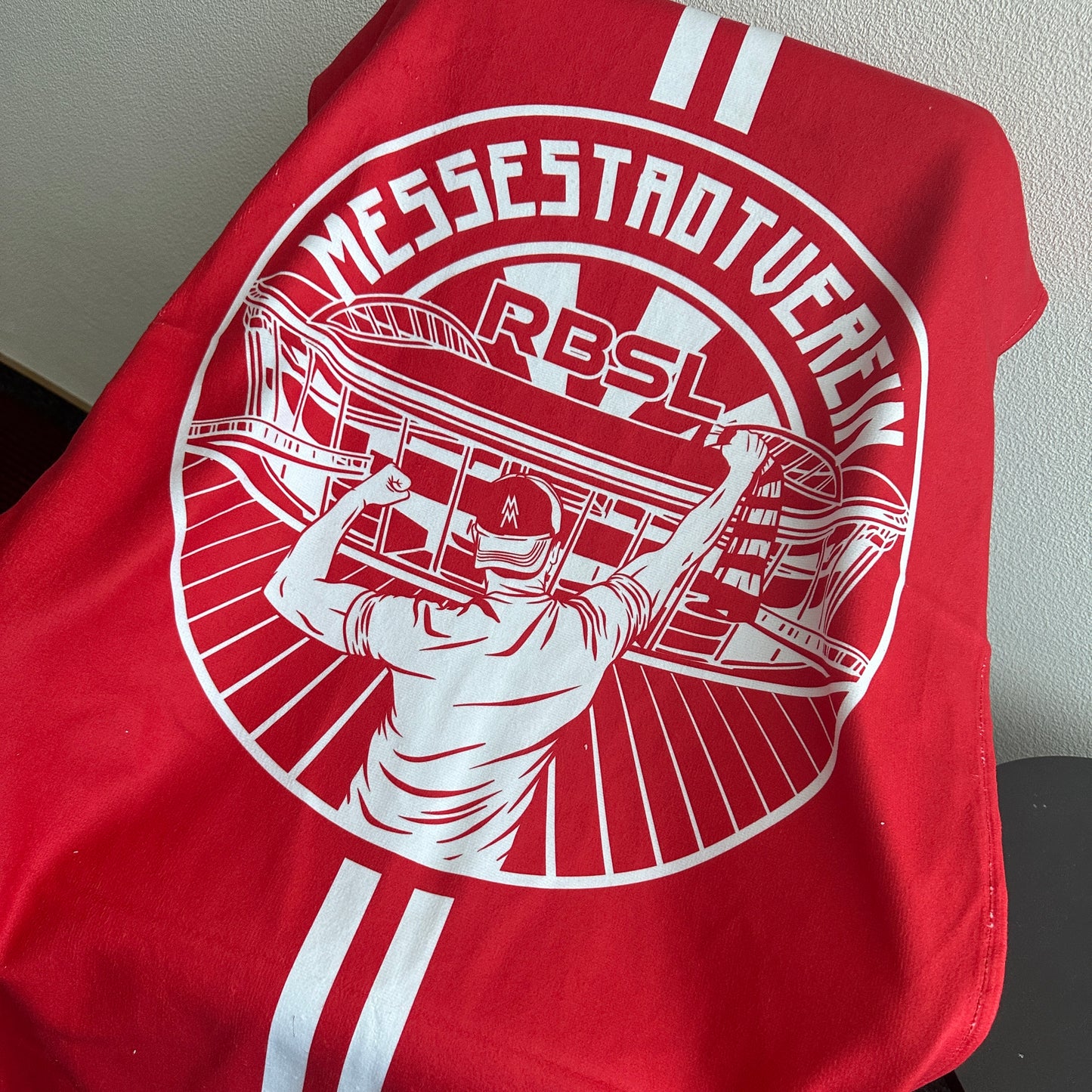 Strandhandtuch "Messestadtverein" rot